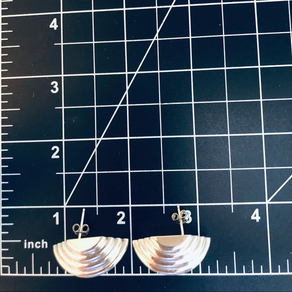 Vintage Modernist Silver Earrings - Picture 8 of 13